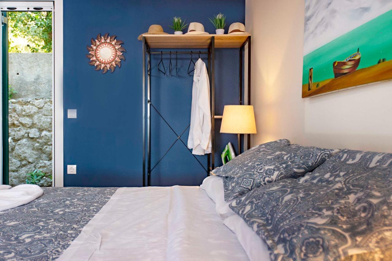 Ammos Beach House グリファダ エクステリア 写真