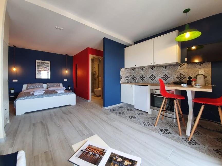 Ammos Beach House グリファダ エクステリア 写真
